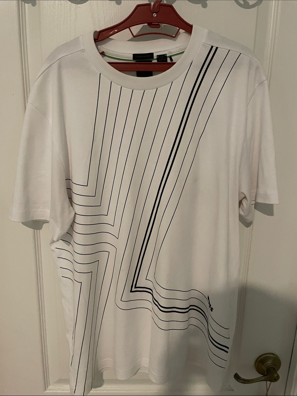 Boss White Short-Sleeve Tee with Black Linear Graphic Size L